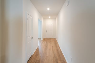 014 Hallway ET11025