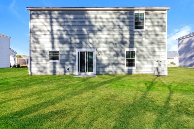 014 photo rear view 13484249