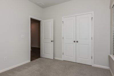 011 photo bedroom 13401938