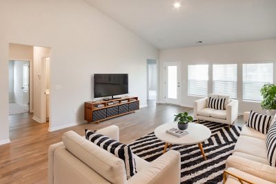 004 VS Living Room ET31107