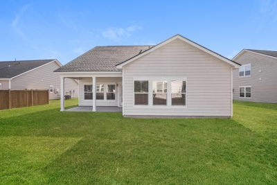 015 rear view 12725044