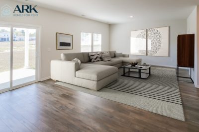 002 Longs SC 700 Watercliff Dr