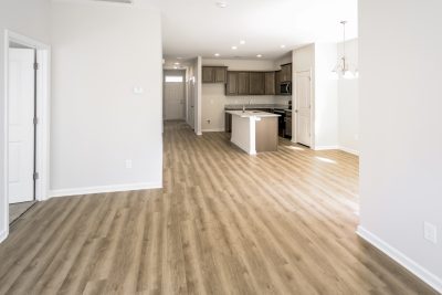 002 Living Room ET61028