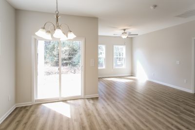 005 Dining Room ET61028