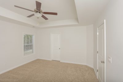 009 photo main bedroom 10579835