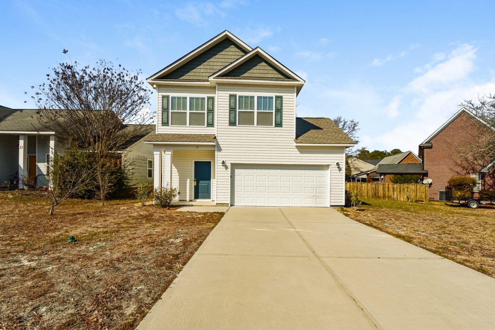 000 photo front view 15159211