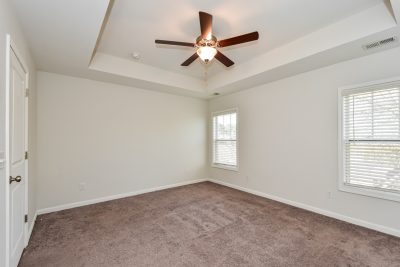 007 photo main bedroom 15159225