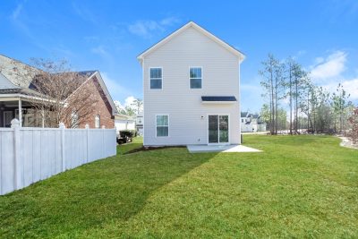 014 photo rear view 10578327