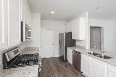 005 Kitchen ET71038