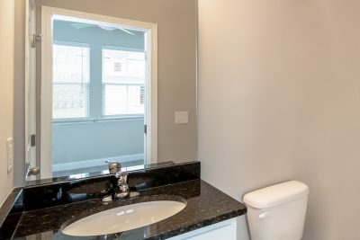 012 Bathroom ET51129