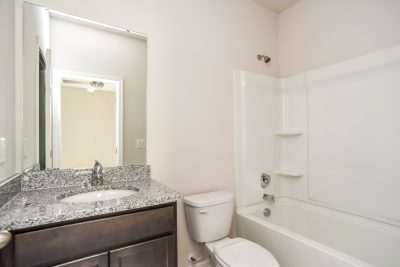 009 photo main bathroom 12577360