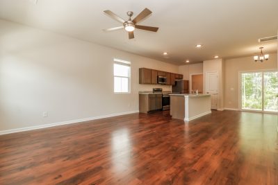 002 Living Room ET47001
