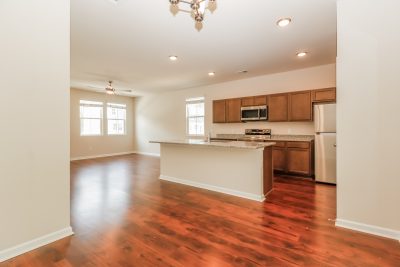 004 Dining Room ET47001