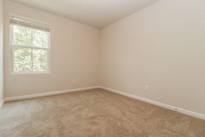 011 Bedroom ET47001
