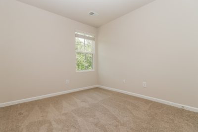 012 Bedroom ET47001