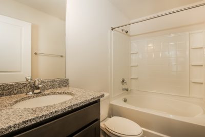 010 photo main bathroom 13454425