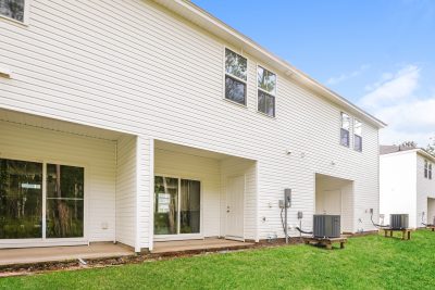 015 rear view 13741005