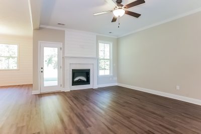 003 Living Room ET51228