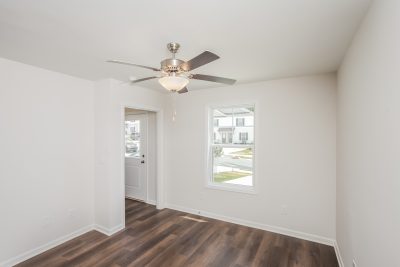 008 photo family room 11302970