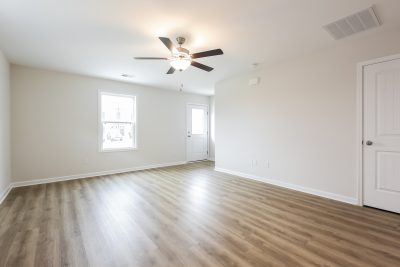 002 photo no caption 12344530