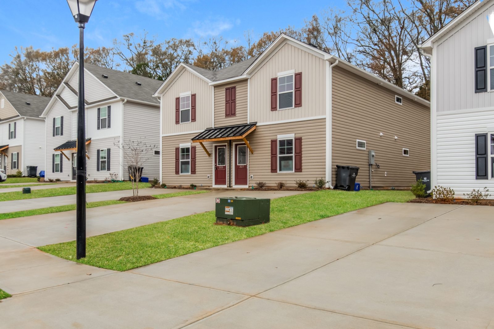 000 photo front view 12271787