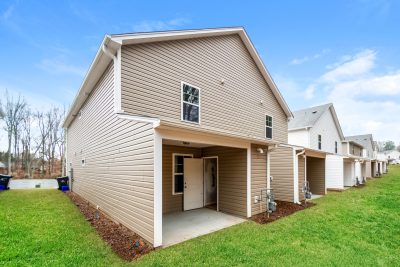 014 photo rear view 12271716