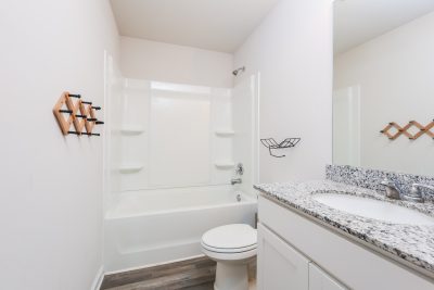 012 photo bathroom 11996959
