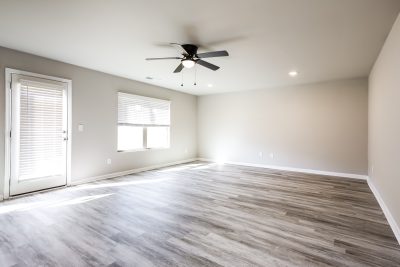 006 photo family room 13286341