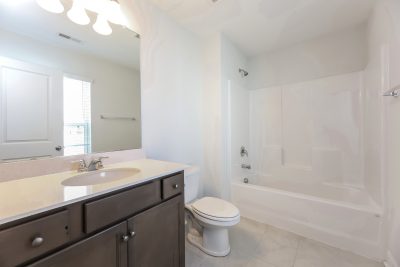 013 018 photo bathroom 14821125