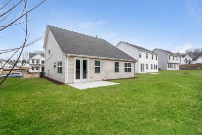 015 Rear View ET44010