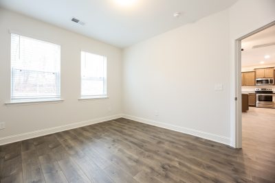008 Family Room ET44012