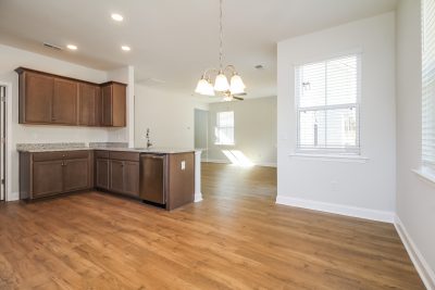 004 Dining Room ET44014