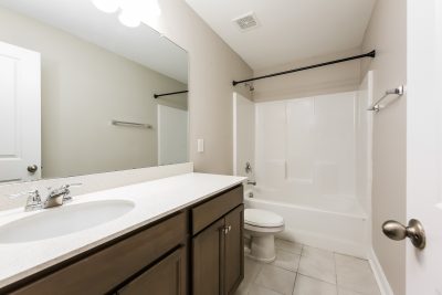 010 photo bathroom 15144762