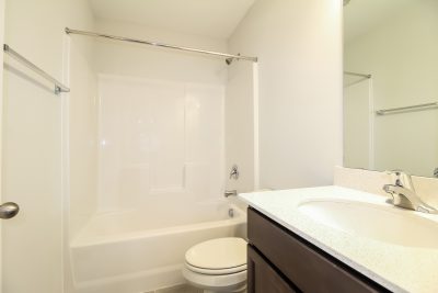 013 photo bathroom 10576706