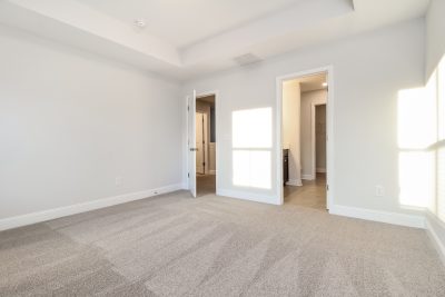 006 photo main bedroom 12562587