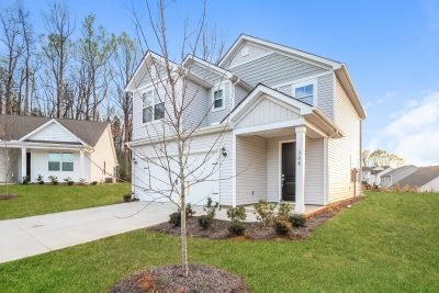 014 photo front view 12562580