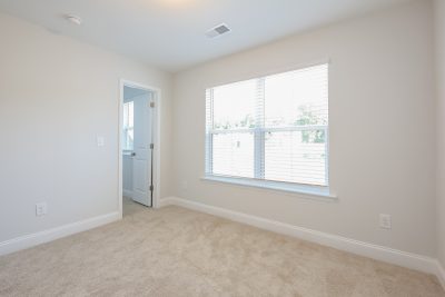 011 Bedroom ET44039
