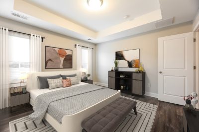 004 photo vs main bedroom 15154611