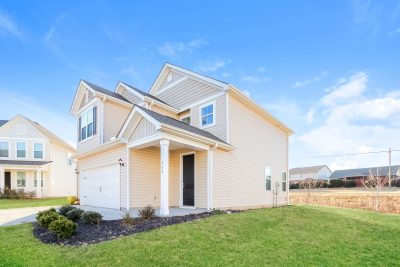 014 photo front view 14325580