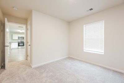 012 Bedroom ET21033