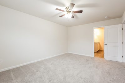 007 photo main bedroom 13520785