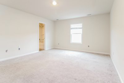 007 photo main bedroom 12577271