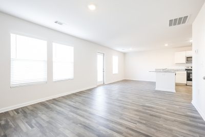 005 photo family room 10616613