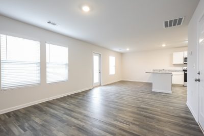 007 Family Room ET41152
