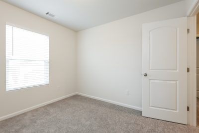 012 Bedroom ET41152
