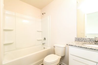 014 Bathroom ET51167