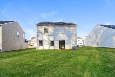 016 photo rear view 15048114