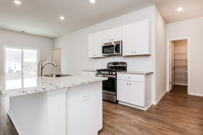 005 photo kitchen 12592683
