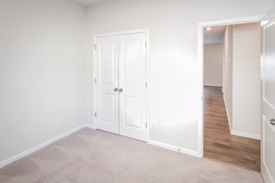 010 photo bedroom 11998356