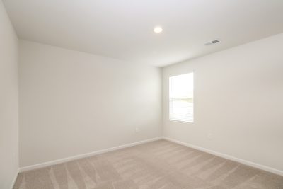 011 photo bedroom 13077604